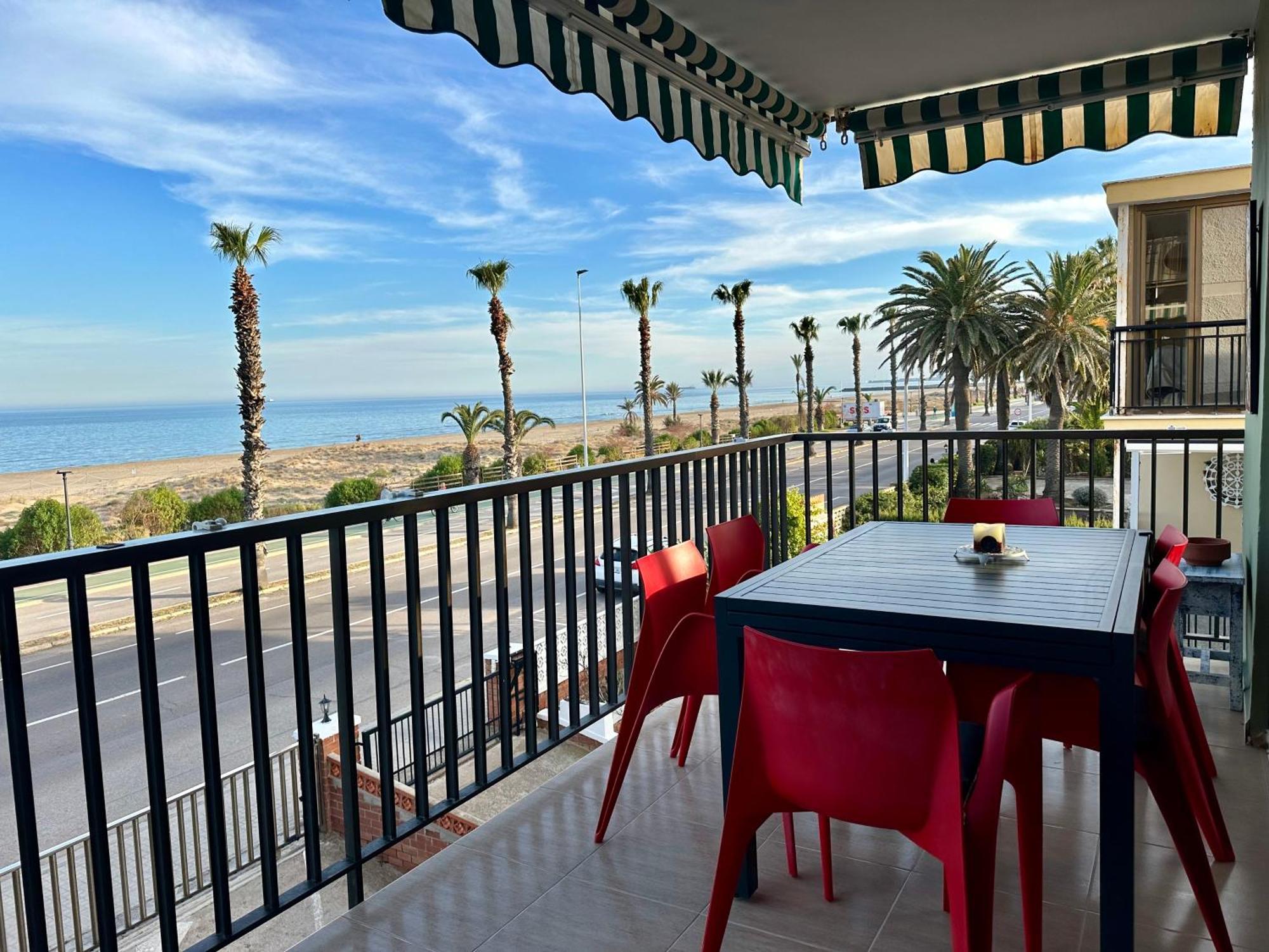 Benicàssim Apartamento Frente Al Mar מראה חיצוני תמונה